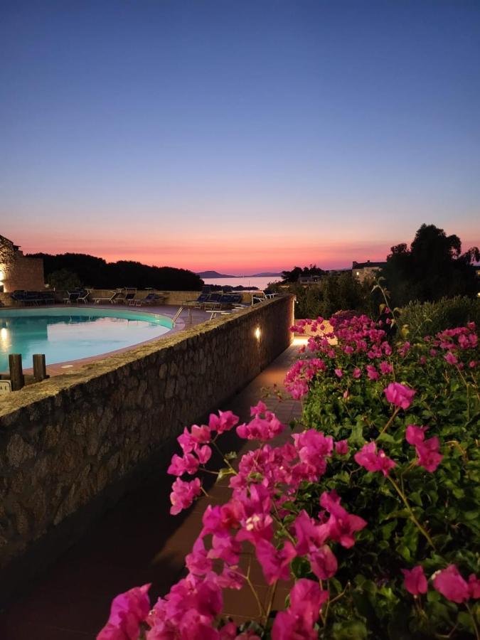 Hotel Olimpia Baja Sardinia Ngoại thất bức ảnh