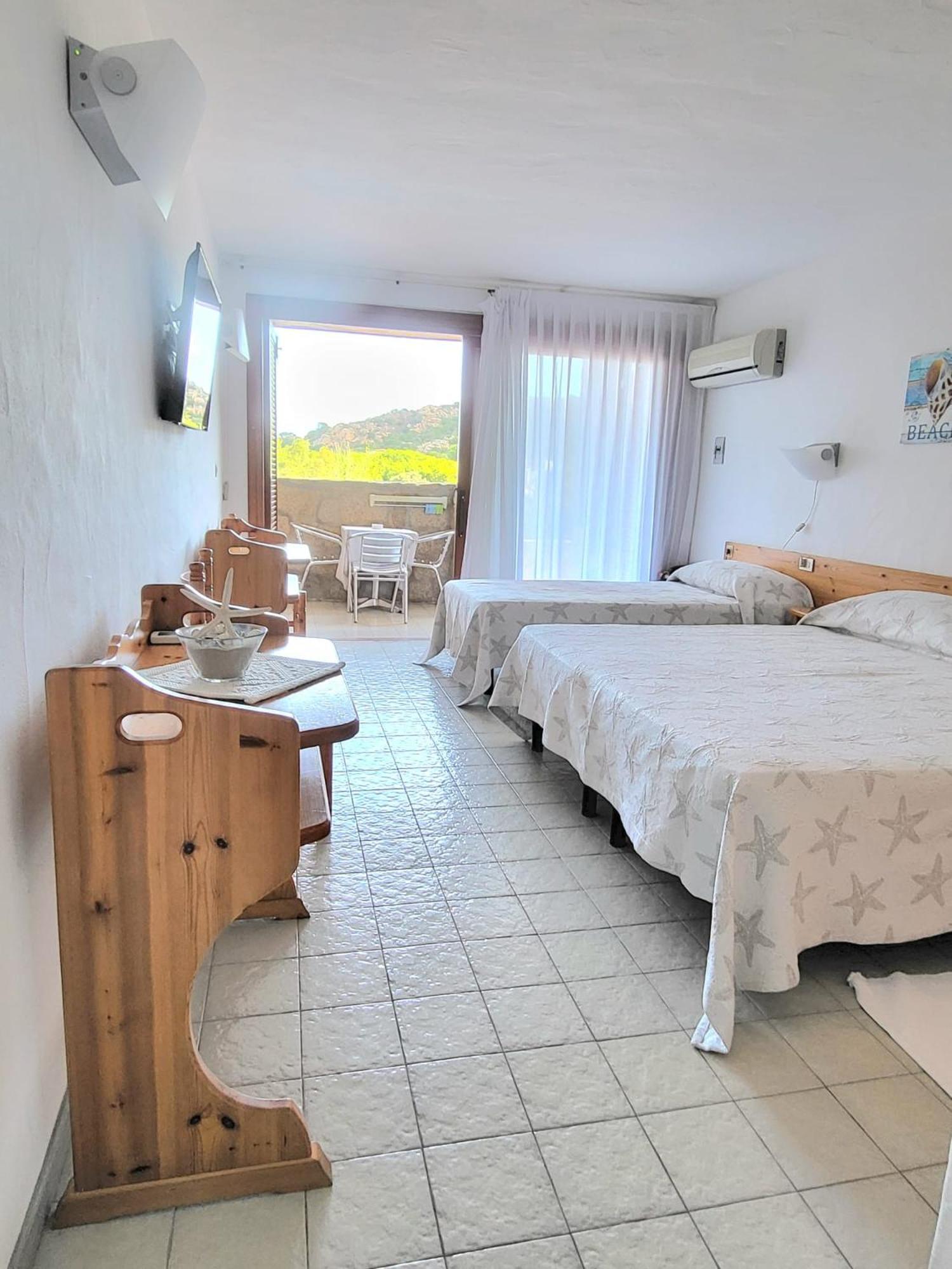Hotel Olimpia Baja Sardinia Ngoại thất bức ảnh