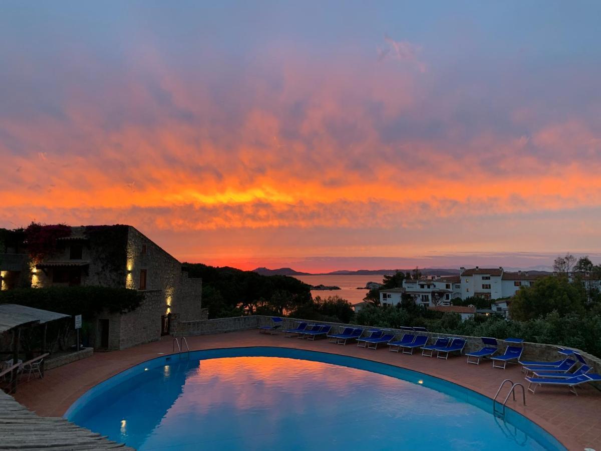 Hotel Olimpia Baja Sardinia Ngoại thất bức ảnh